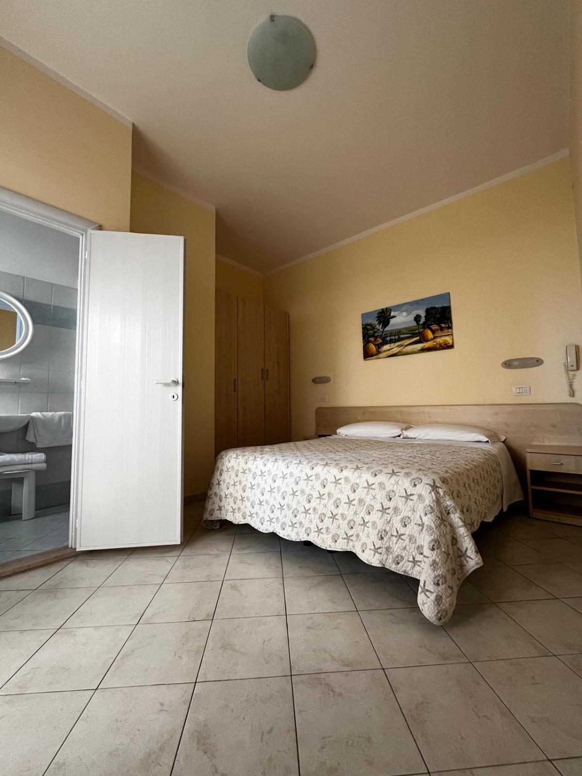 Hotel Giove Cesenatico Exterior foto